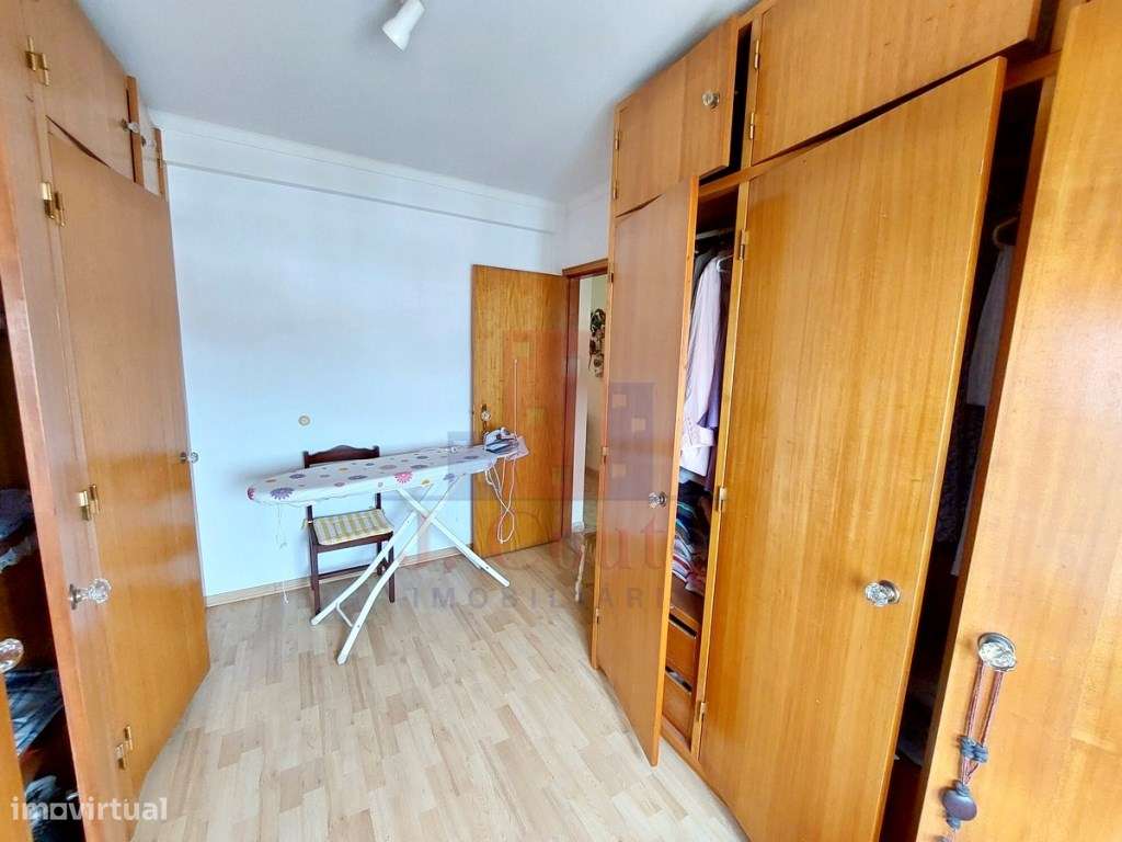 Moradia Geminada T4 com terreno | Entre a Cidade e a Praia-24