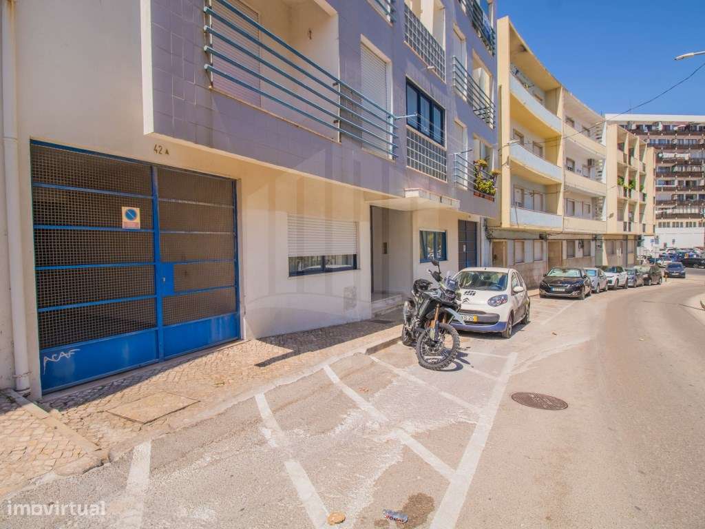 Apartamento T3 com garagem box, Sesimbra-29