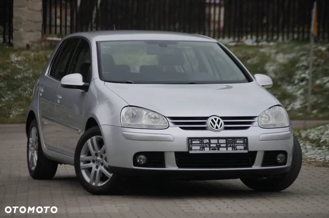 Volkswagen Golf V 1.9 TDI Comfortline - 3