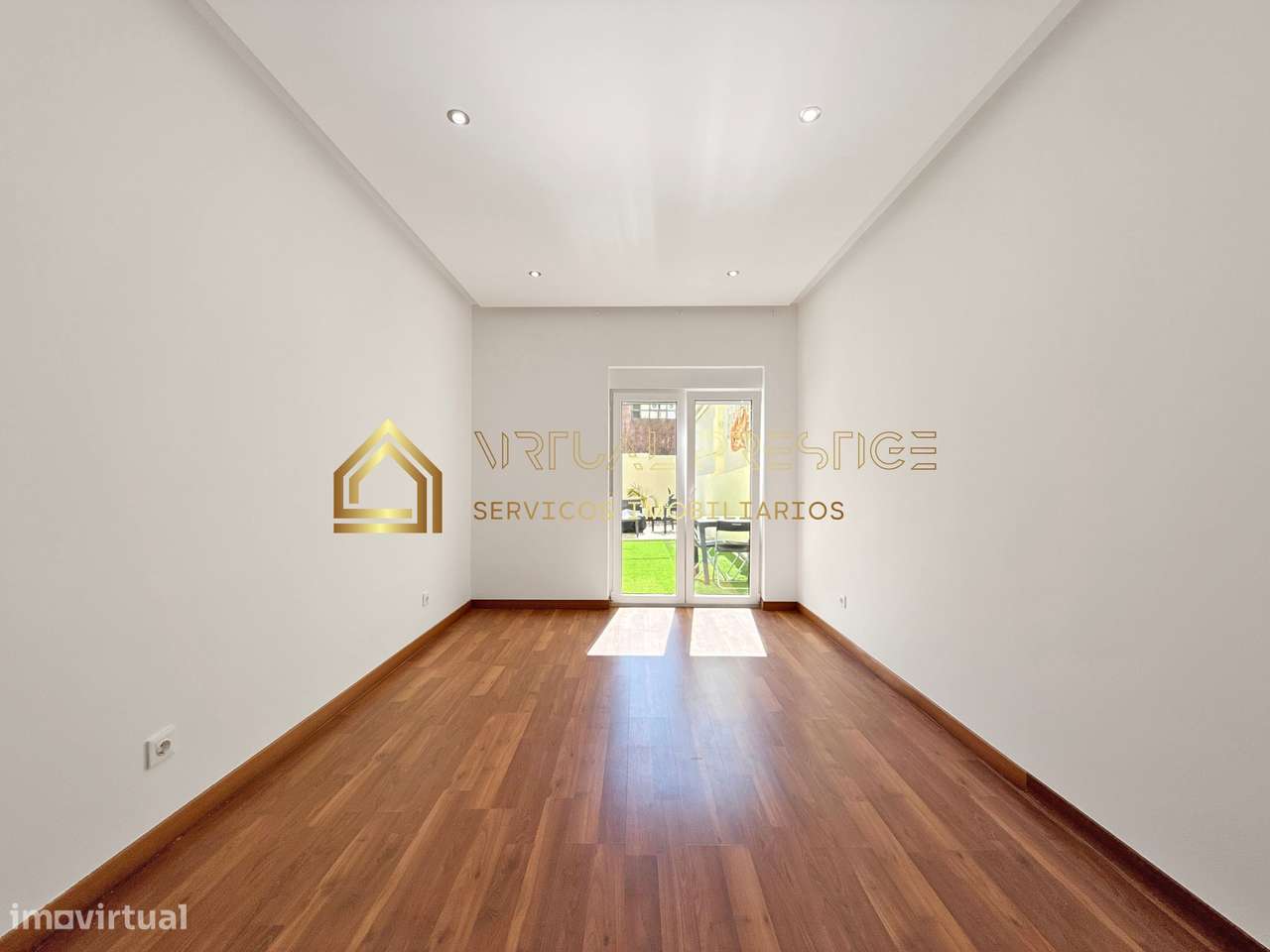 T1 Remodelado com Quintal de 42m² em Camarate-7