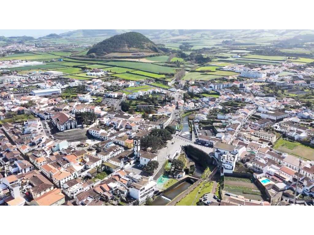 Apartamento Duplex no Centro da Ribeira Grande, Ilha de São Miguel-24