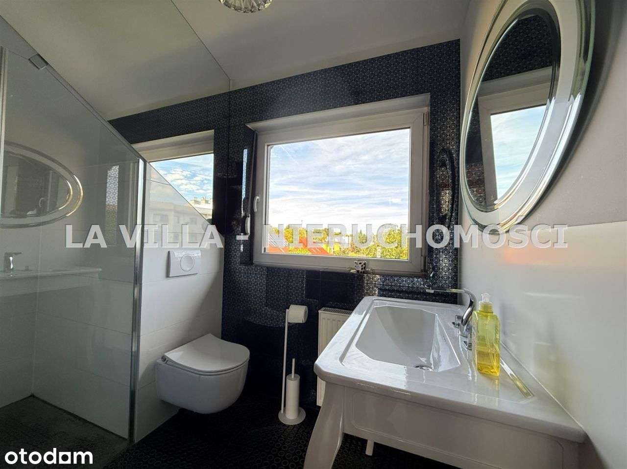 Luksusowy apartament w centrum Leszna-10