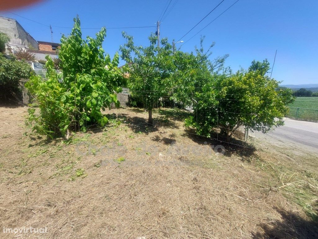 Terreno para construção de moradia Isolada com vista desa...