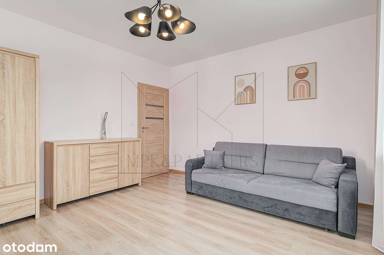 Narożne m2 z oddzielną kuchnią na strzeżonym, zamkniętym osiedlu!-1