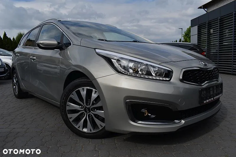 Kia Ceed 1.6 GDI Platinum Edition - 34