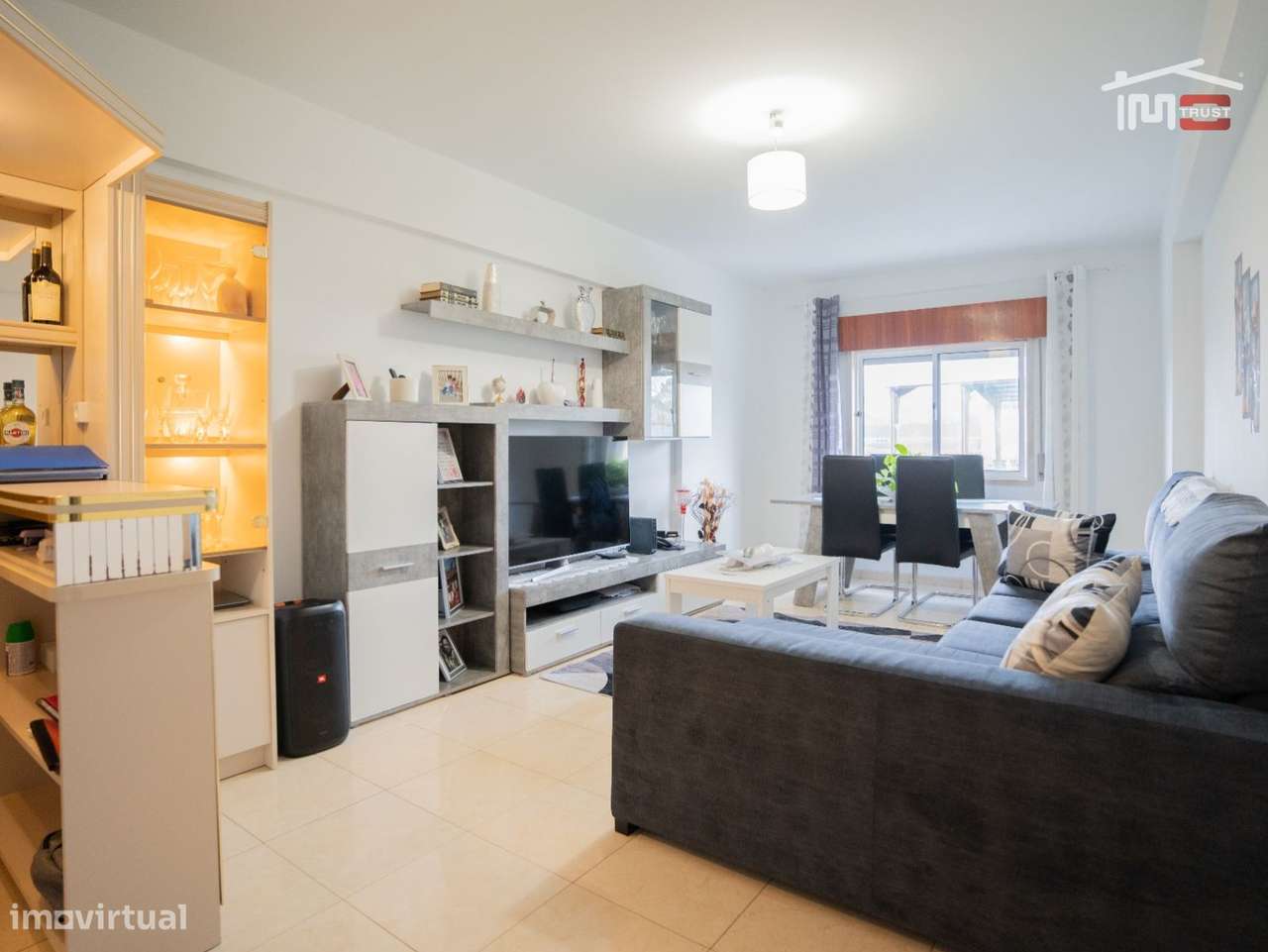 APARTAMENTO T2 | RÉS-DO-CHÃO | TAPADA DAS MERCÊS - Grande imagem: 4/15