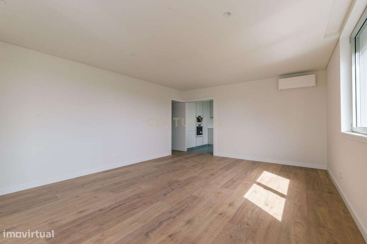 T3 com garagem, Portela - Grande imagem: 4/29