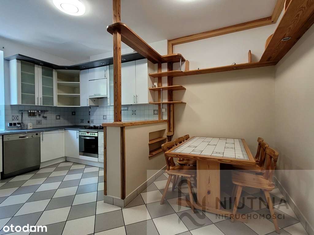 Połączone 2 mieszkania tuż przy parku-6