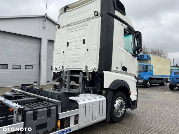 Mercedes-Benz ACTROS - 7