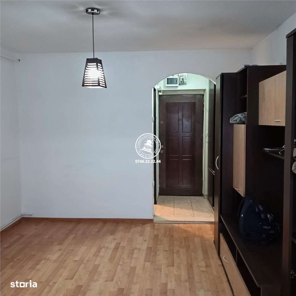 Garsonieră de vânzare – Galata, etaj intermediar-4