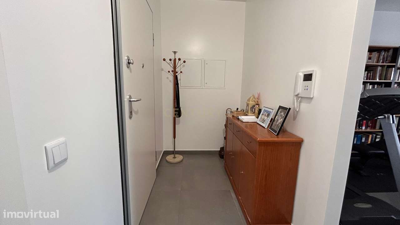 Apartamento T3 - Oportunidade Única - Grande imagem: 4/23