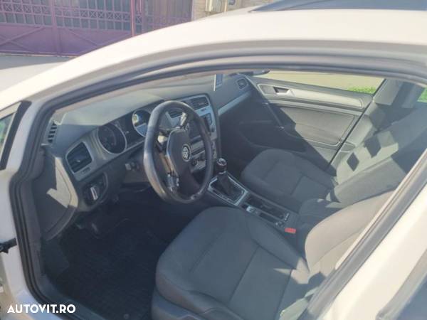 Volkswagen Golf 1.6 TDI BlueMotion Technology Trendline - 7