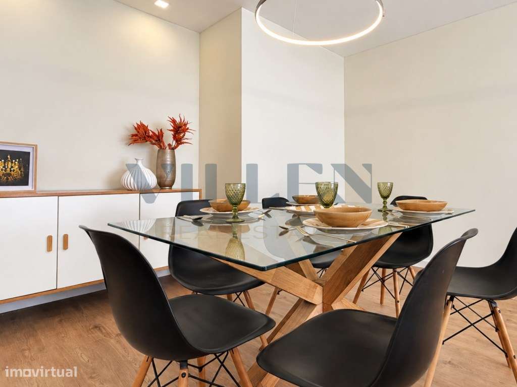 Apartamento T2 Mobilado e Equipado, com Garagem - São Romão do Coro...-2