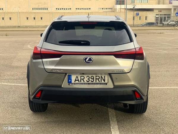 Lexus UX 250h Executive+ - 3