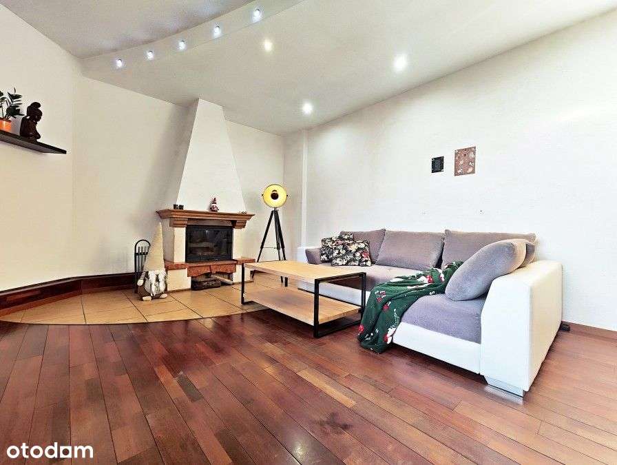 Przestronne mieszkanie 3-pokojowe w centrum Darłowa - Pełny obrazek: 4/19