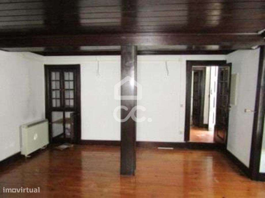 Moradia com 5 quartos e logradouro em Verride, Montemor o Velho. - Grande imagem: 5/9