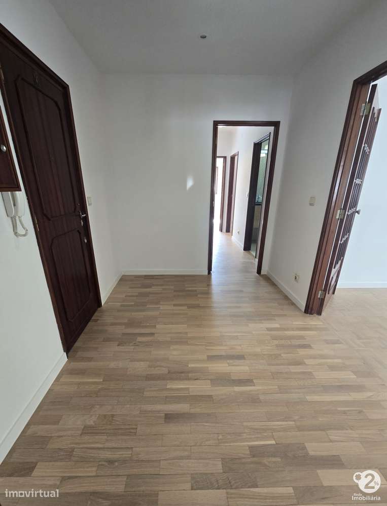 Apartamento T3 na Senhora da Hora (próximo do metro) - Grande imagem: 3/19