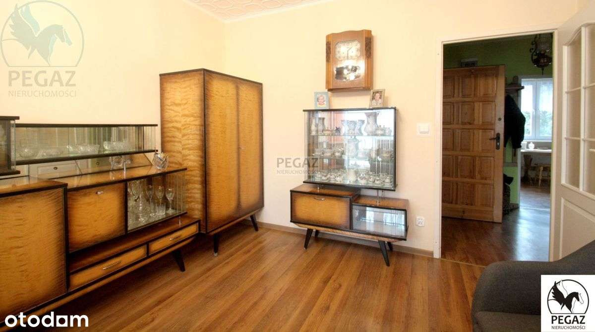 Piękne, wysokie mieszkanie w Kamienicy-18