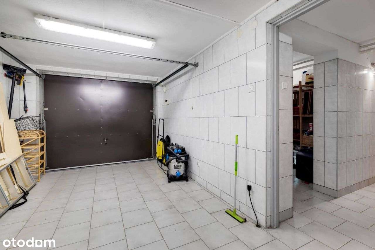 Przestronny dom 192 m² z ogrodem i garażem!-9