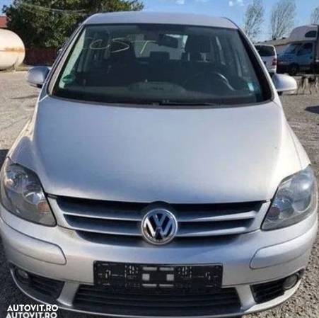 Dezmembrez Volkswagen Golf5 Plus 1.9DTI 105CP volan pe stanga - 1