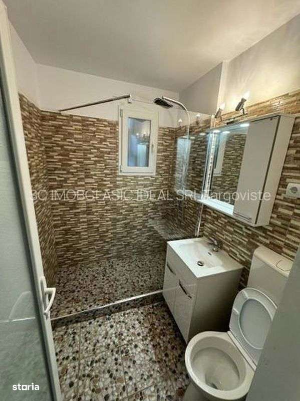 Aleea Trandafirilor Târgoviște,  parter , vânzare apartament 2camere-6