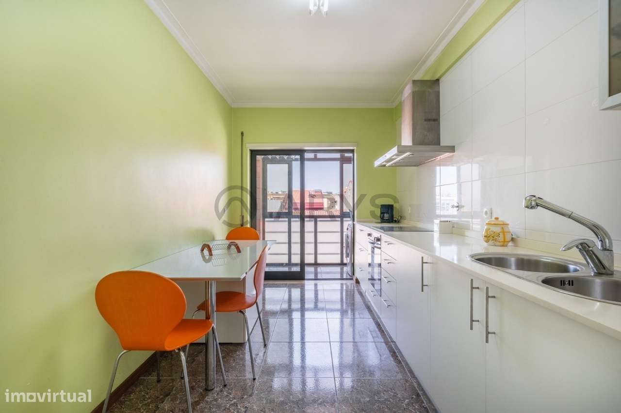 Apartamento T3 com elevador no coração da cidade de Braga - Grande imagem: 5/13