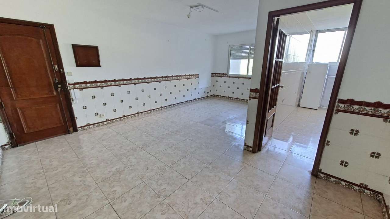 Apartamento T3 com 99m² em Santo Antonio da Charneca-3