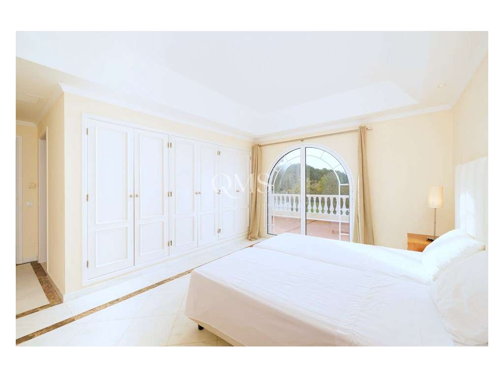 Moradia T4 Frente Golfe com Piscina & Total Privacy Vale do Lobo Al...-53