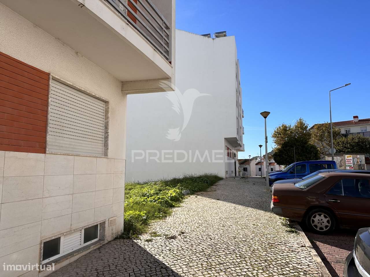 Lote de terreno p/ prédio c/ projecto p/ 12 fogos - Grande imagem: 5/10