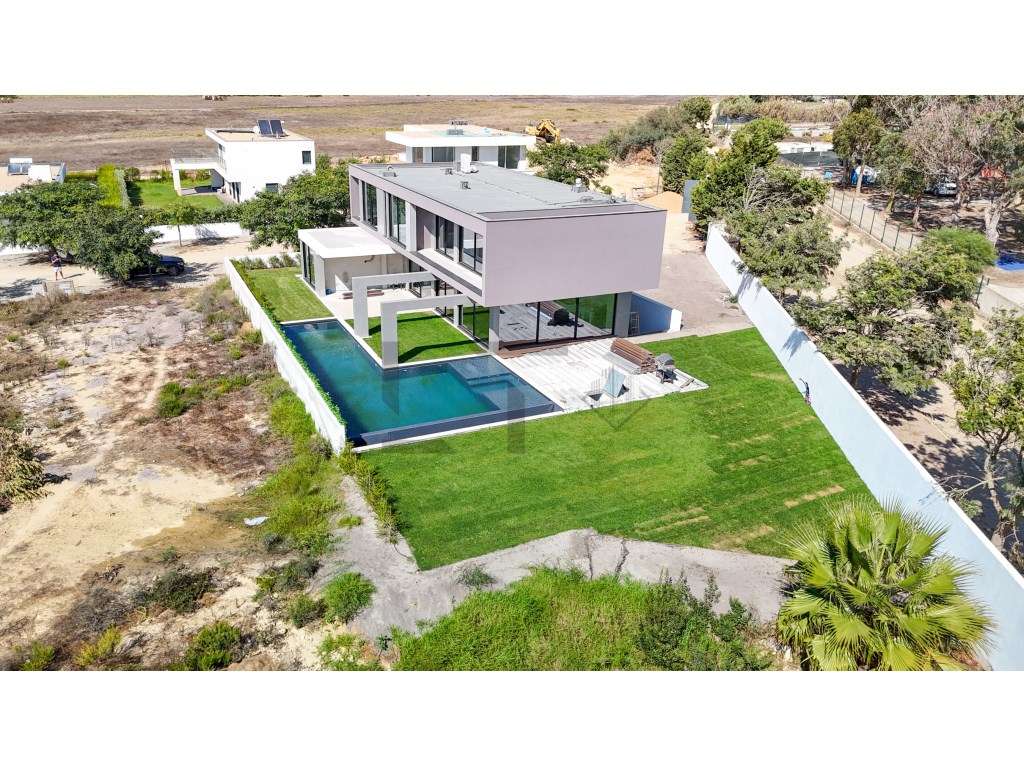 Moradia V3+1 de Luxo com Piscina e Total Vista Mar para Venda em Po... - Grande imagem: 4/60