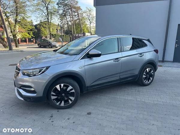 Opel Grandland X 1.2 Start/Stop Business Elegance - 1