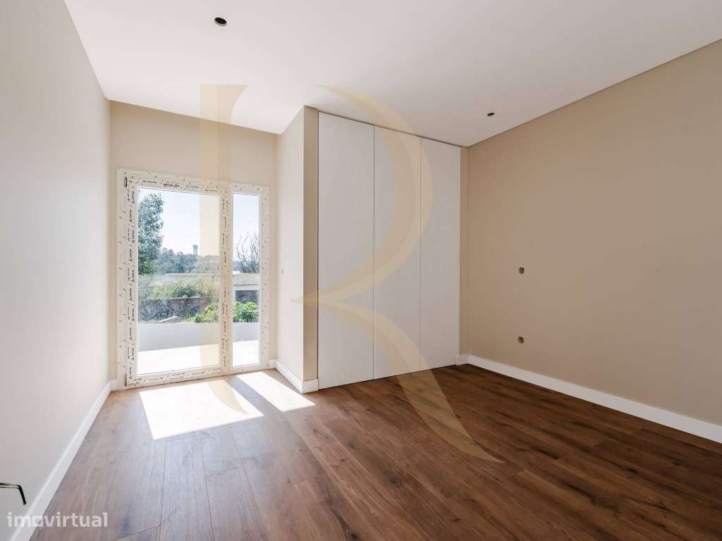 Moradia T4 nova com logradouro nas Paivas - Amora - Seixal-31