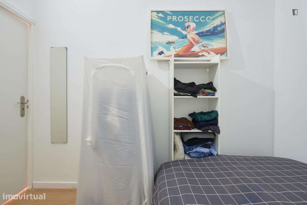 Quarto - localizado em Entrecampos Lisbon - Grande imagem: 3/9