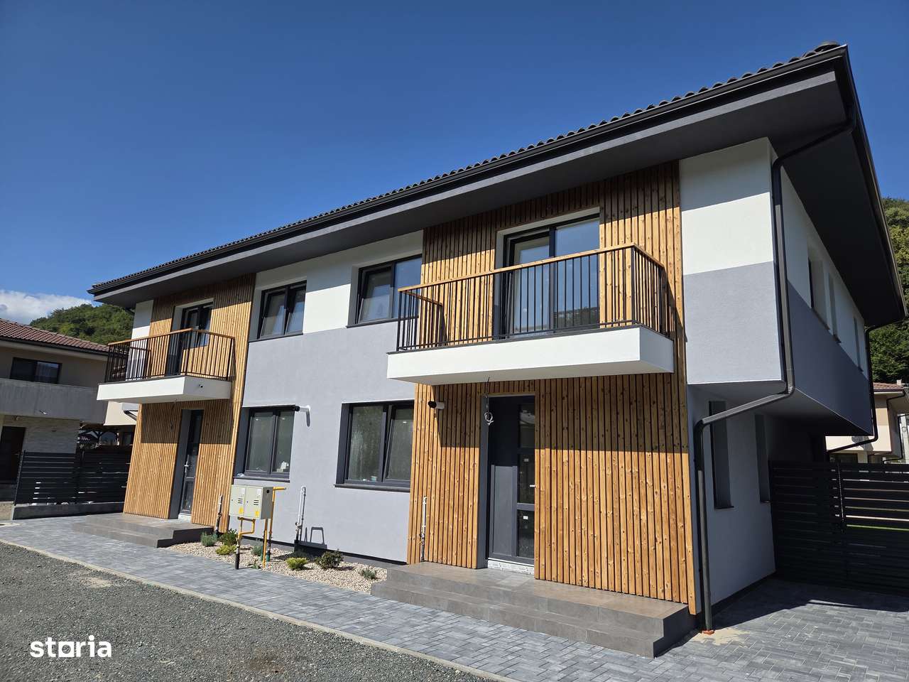 Duplex suprafata utila 120 mp si teren de 240 mp - Imagine principală: 4/7