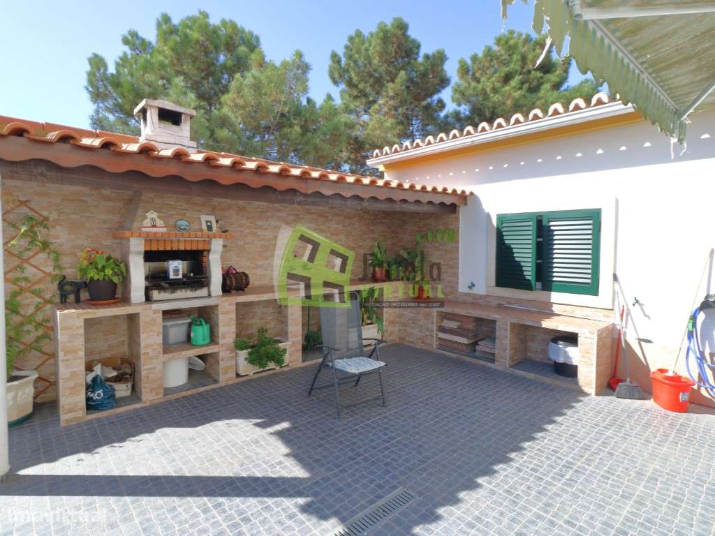 Moradia T4 com Quintal e Garagem - Quinta do Conde-33