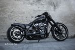 Harley-Davidson Softail Breakout - 13