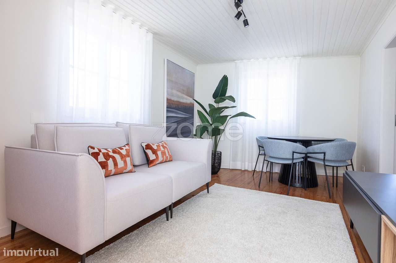 T1+1 na Calçada Menino de Deus - Grande imagem: 2/30