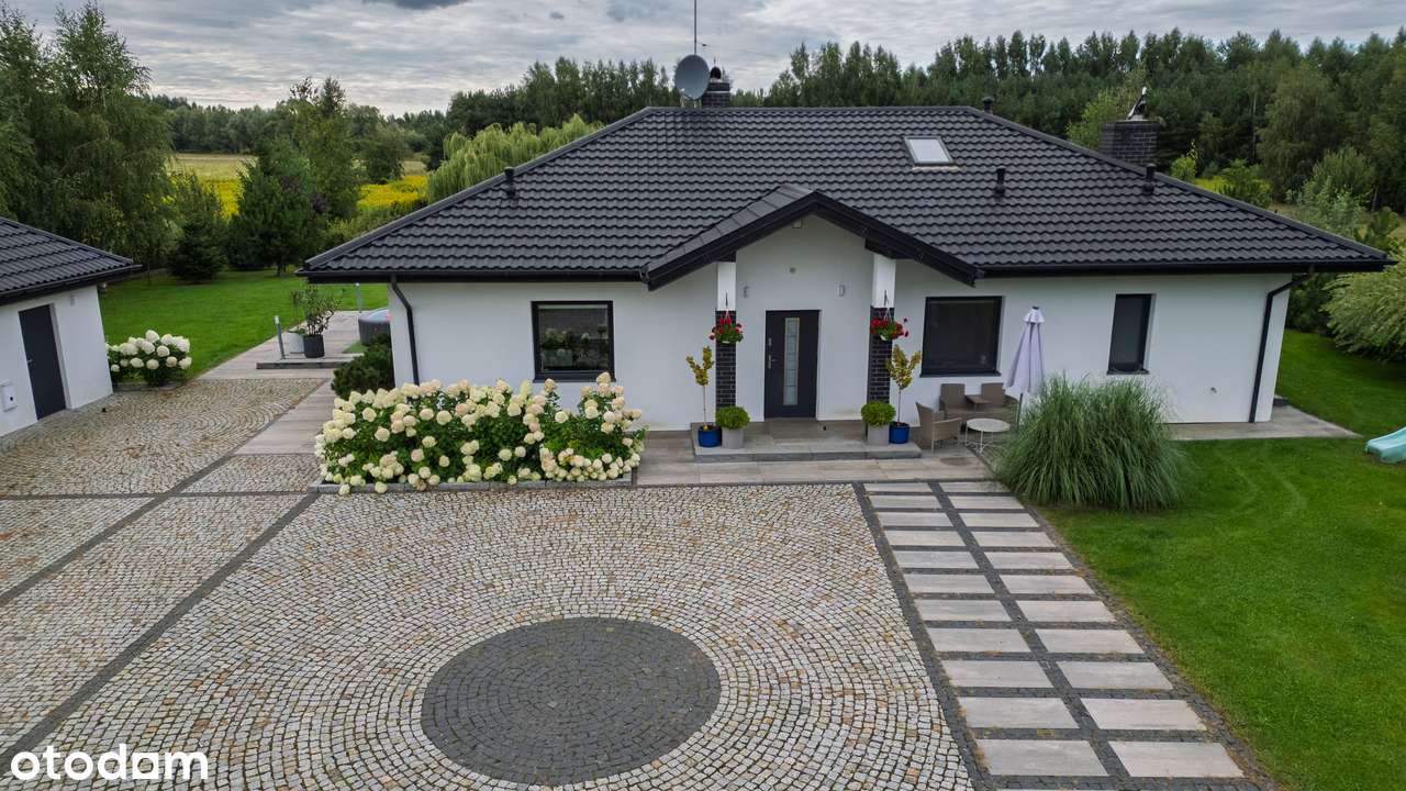 Luksusowy dom ze stawem - JORDANÓW