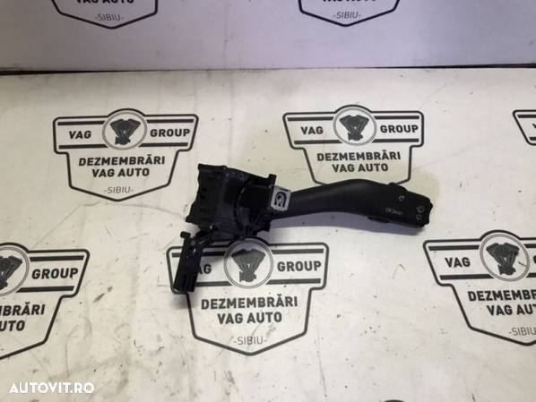 Maneta stergatoare VW Golf 5 - 1K0953519A (1K0 953 519 A) - 1