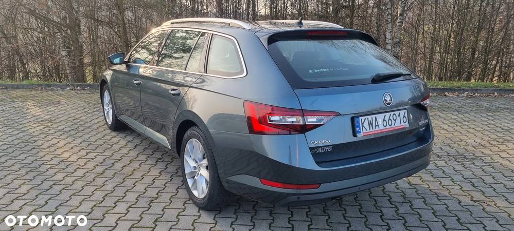 Skoda Superb 2.0 TDI 4x4 Ambition DSG - 6