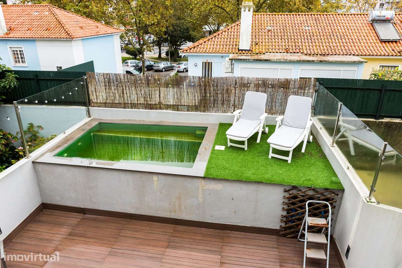 Moradia T4/5 com Piscina no Bairro de Santa Cruz – Benfica, Lisboa-28