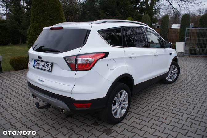 Ford Kuga - 14