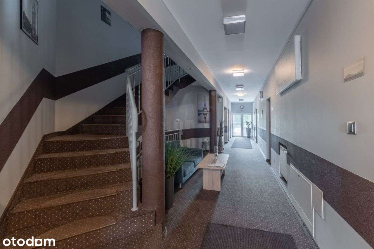 Budynek biurowy do sprzedania-4