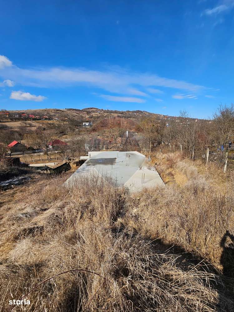 Teren cu demisol construit în Vâlcele, lângă Cluj-Napoca - Imagine principală: 4/13
