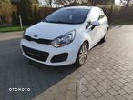 Kia Rio 1.2 L - 1