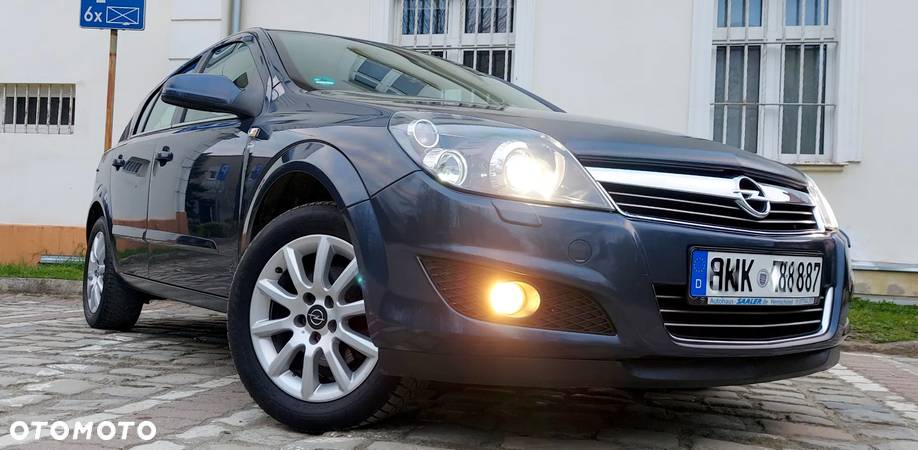 Opel Astra 1.8 Edition - 4