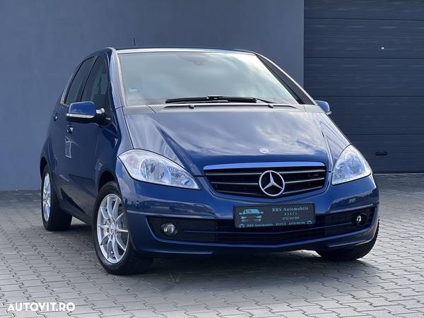 Mercedes-Benz A - 24