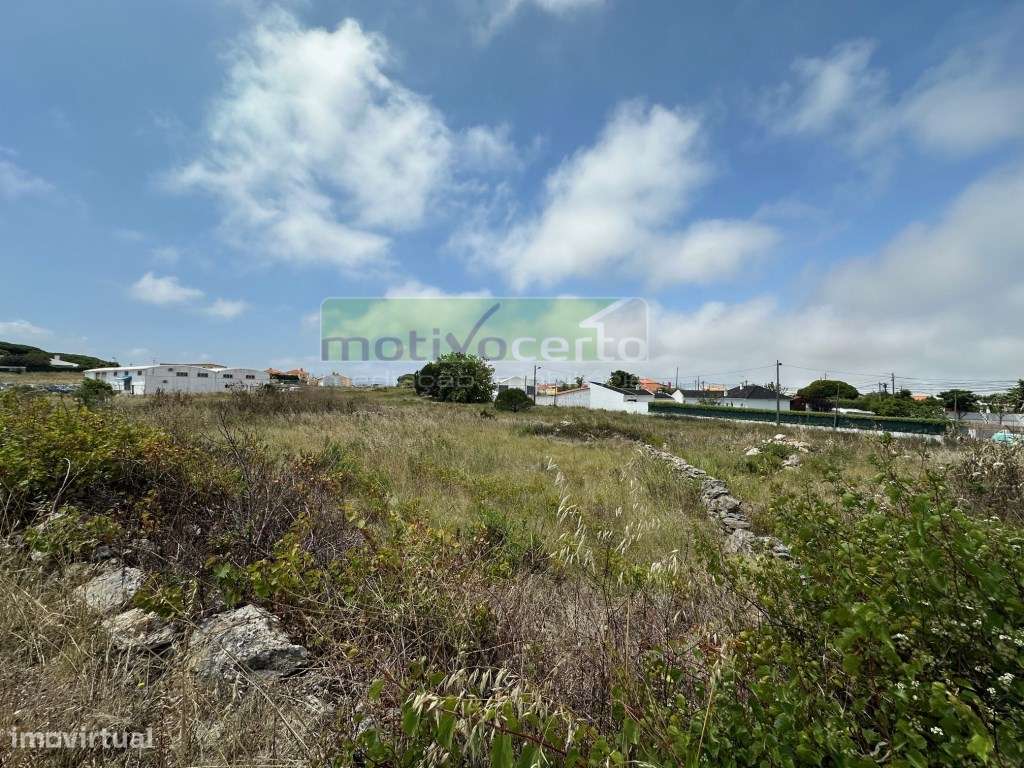 Terreno de 4.500 m² com viabilidade de construção de 6 Moradias Iso... - Grande imagem: 3/4