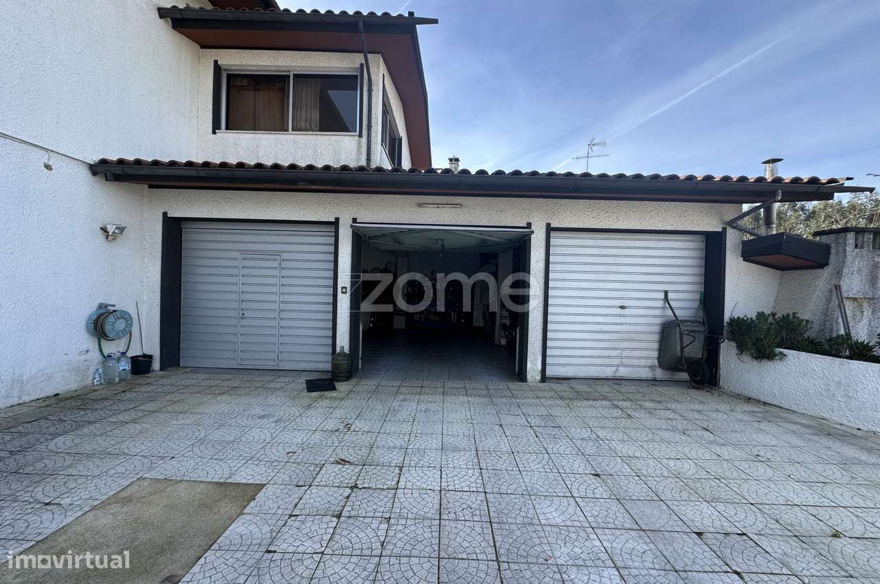 Moradia T6 perto do centro de Oliveira de Azeméis - Grande imagem: 2/16