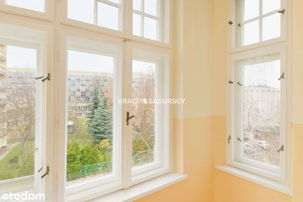 Klimatyczne mieszkanie 80m2 przy Wawelu-5